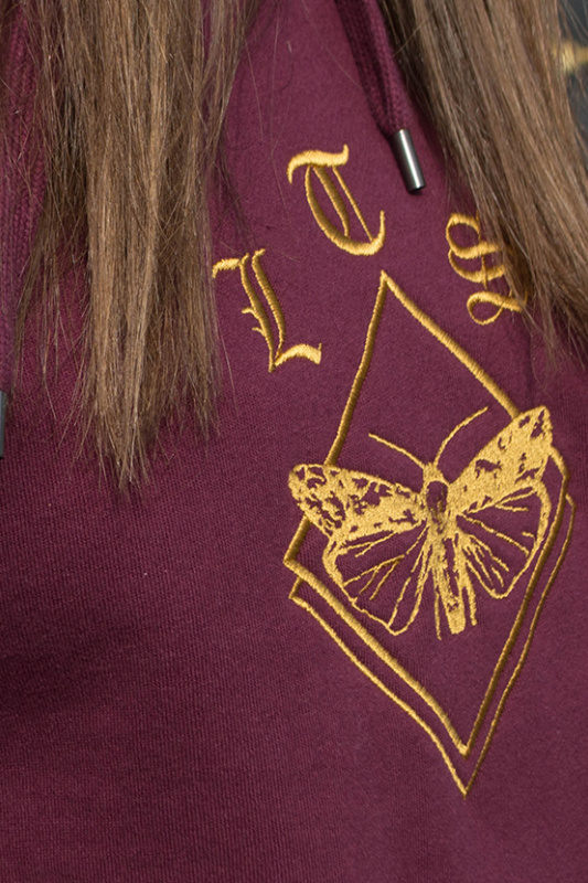 lonis_tattoo_hoodie_red5